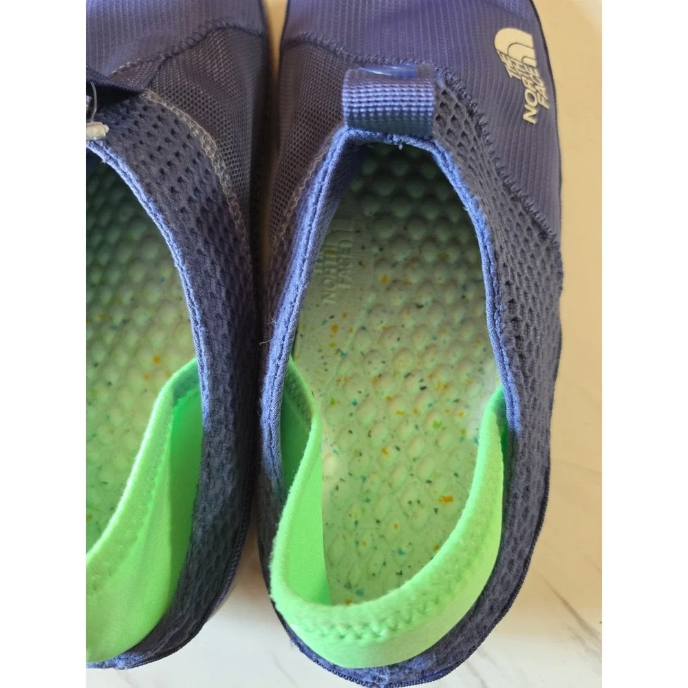 New The North Face Size 10